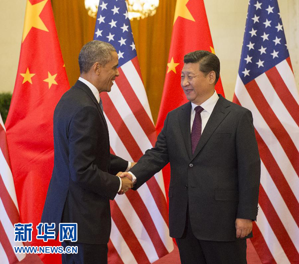 11月12日，國家主席習(xí)近平在北京人民大會(huì)堂舉行歡迎儀式，歡迎美國總統(tǒng)奧巴馬對(duì)中國進(jìn)行國事訪問。 新華社記者 李學(xué)仁 攝