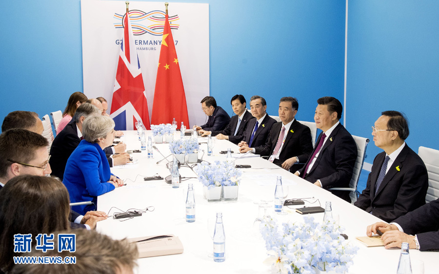 7月7日，國家主席習(xí)近平在漢堡會(huì)見英國首相特雷莎·梅。 新華社記者李學(xué)仁 攝