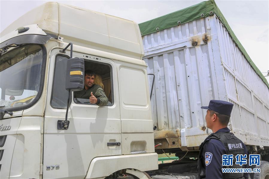 (經(jīng)濟)(3)卡拉蘇口岸:中塔貿(mào)易迎“春風”