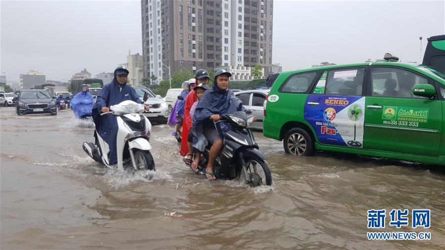(國際)(2)臺風(fēng)“韋帕”登陸越南致5人傷亡15人失蹤
