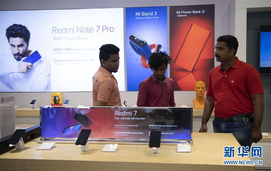 （習(xí)近平出訪配合稿·圖文互動）（5）特稿：電影、瑜伽、智能手機(jī)——中印兩個(gè)文明古國交往“新故事”