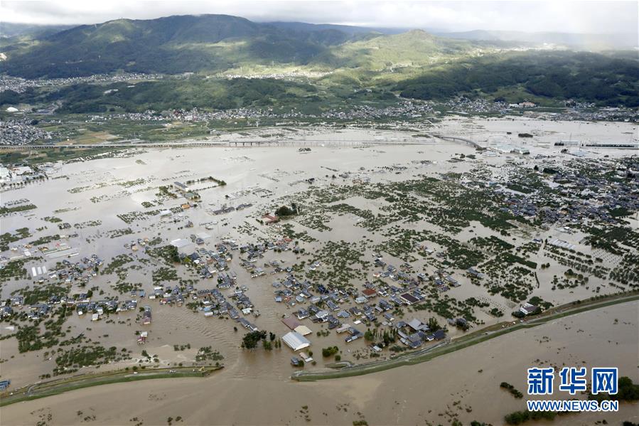（國(guó)際）（2）受臺(tái)風(fēng)“海貝思”影響日本長(zhǎng)野縣千曲川決堤