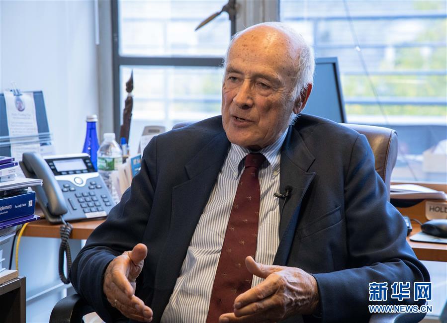 （新華全媒頭條&middot;圖文互動(dòng)）（1）特稿：以&ldquo;小球&rdquo;智慧 行大國(guó)之交&mdash;&mdash;哈佛&ldquo;中國(guó)通&rdquo;談中美關(guān)系