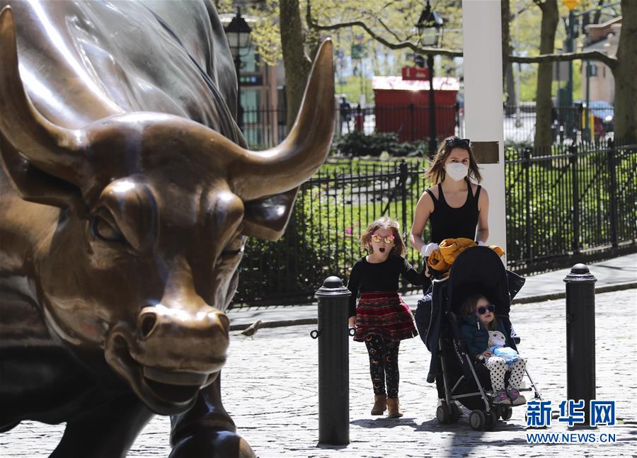 (國際·圖文互動)(6)疫情重創(chuàng)美國經(jīng)濟