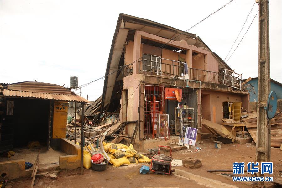 （國際&middot;圖文互動）（6）尼日利亞南部一燃?xì)庹颈ㄖ轮辽?人死亡