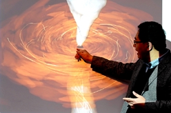 人類首次“看見”的那個(gè)黑洞，有了偏振圖像