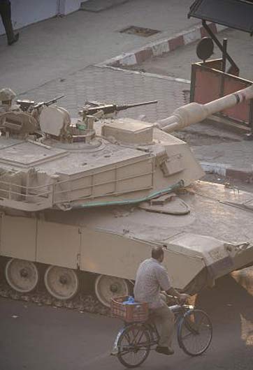 埃及重回軍人政治時(shí)代？